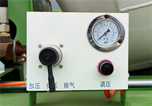 4方混凝土搅拌车(图4) 4方混凝土搅拌车(图4)