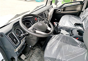 5-6方混凝土搅拌车(图2) 5-6方混凝土搅拌车(图2)